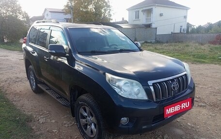 Toyota Land Cruiser Prado 150 рестайлинг 2, 2013 год, 2 860 000 рублей, 3 фотография
