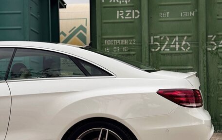 Mercedes-Benz E-Класс, 2014 год, 3 100 000 рублей, 5 фотография