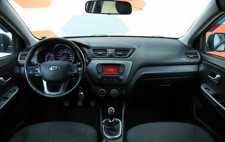 KIA Rio III рестайлинг, 2015 год, 750 000 рублей, 16 фотография