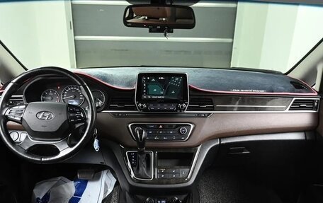 Hyundai Grand Starex Grand Starex I рестайлинг 2, 2019 год, 2 919 000 рублей, 6 фотография