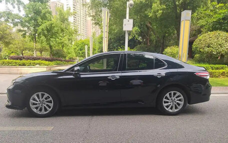 Toyota Camry, 2021 год, 1 980 000 рублей, 7 фотография