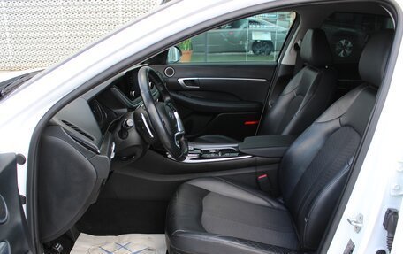Hyundai Sonata VIII, 2019 год, 1 990 000 рублей, 16 фотография