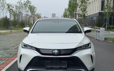 Toyota Harrier, 2022 год, 3 495 855 рублей, 2 фотография