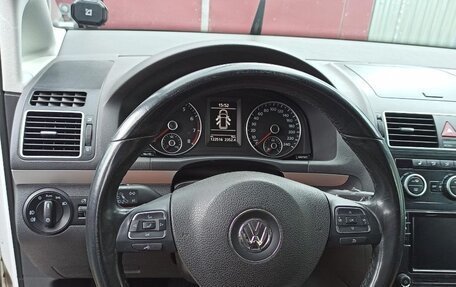 Volkswagen Touran III, 2013 год, 1 200 000 рублей, 7 фотография