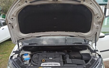Volkswagen Touran III, 2013 год, 1 200 000 рублей, 13 фотография