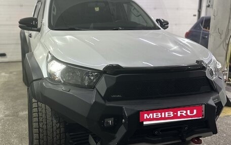 Toyota Hilux VIII, 2021 год, 4 500 000 рублей, 11 фотография