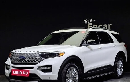 Ford Explorer VI, 2022 год, 2 905 000 рублей, 1 фотография