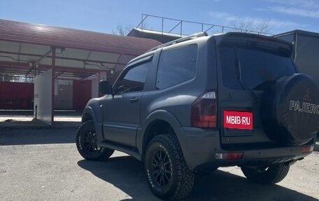 Mitsubishi Pajero III рестайлинг, 2004 год, 1 500 000 рублей, 4 фотография