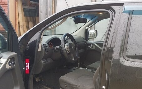 Nissan Navara (Frontier), 2007 год, 1 250 000 рублей, 2 фотография