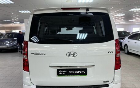 Hyundai Grand Starex Grand Starex I рестайлинг 2, 2011 год, 1 349 000 рублей, 5 фотография