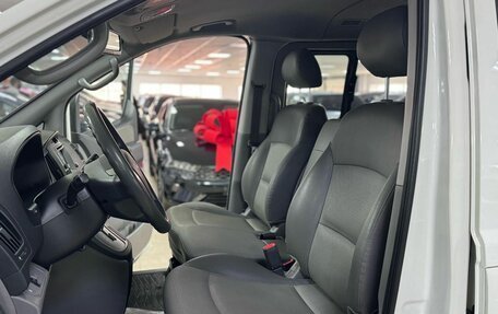 Hyundai Grand Starex Grand Starex I рестайлинг 2, 2011 год, 1 349 000 рублей, 8 фотография