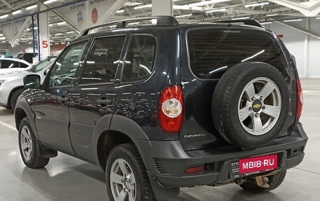 Chevrolet Niva I рестайлинг, 2015 год, 477 750 рублей, 7 фотография