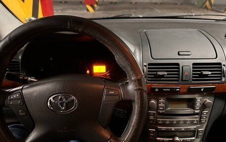 Toyota Avensis III рестайлинг, 2006 год, 850 000 рублей, 3 фотография