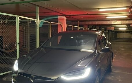 Tesla Model X I, 2020 год, 6 000 000 рублей, 2 фотография