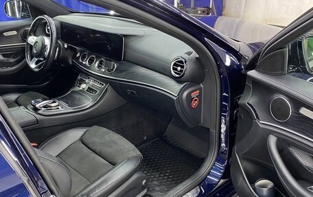 Mercedes-Benz E-Класс, 2018 год, 4 000 000 рублей, 7 фотография