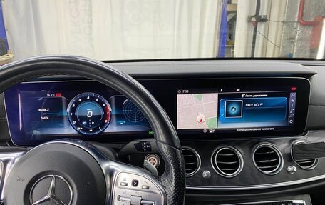 Mercedes-Benz E-Класс, 2018 год, 4 000 000 рублей, 8 фотография
