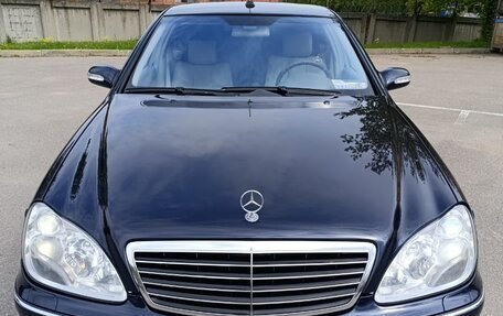 Mercedes-Benz S-Класс, 2003 год, 2 000 000 рублей, 2 фотография
