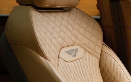 Bentley Bentayga I, 2024 год, 52 000 000 рублей, 2 фотография