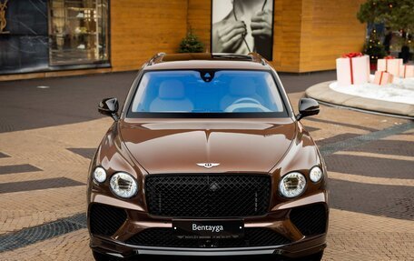 Bentley Bentayga I, 2024 год, 52 000 000 рублей, 3 фотография