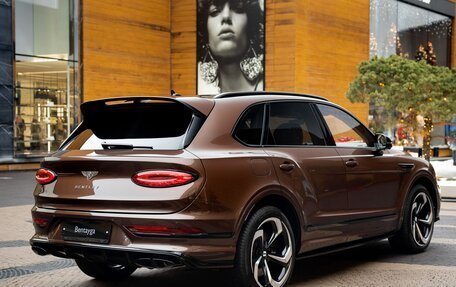 Bentley Bentayga I, 2024 год, 52 000 000 рублей, 13 фотография