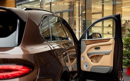 Bentley Bentayga I, 2024 год, 52 000 000 рублей, 21 фотография