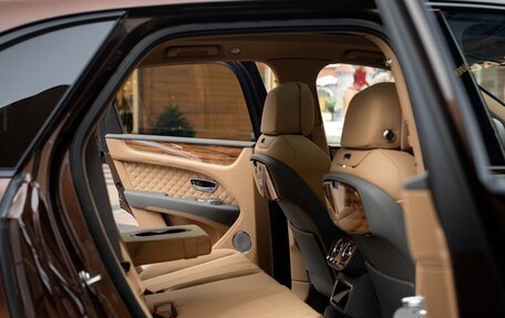 Bentley Bentayga I, 2024 год, 52 000 000 рублей, 26 фотография