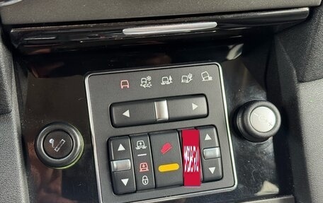 Land Rover Discovery IV, 2013 год, 2 350 000 рублей, 24 фотография