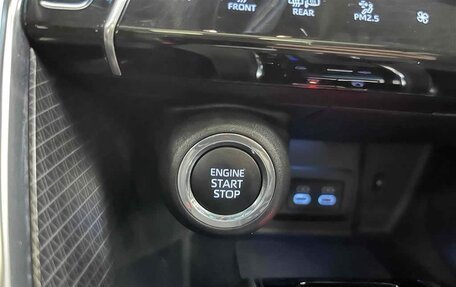 Toyota Venza, 2022 год, 3 525 000 рублей, 10 фотография