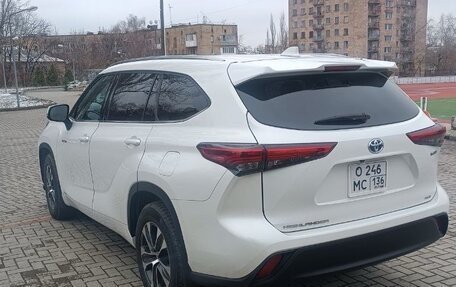 Toyota Highlander, 2020 год, 4 100 000 рублей, 3 фотография