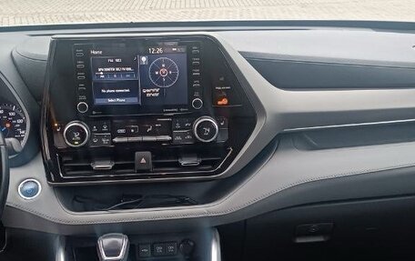 Toyota Highlander, 2020 год, 4 100 000 рублей, 8 фотография