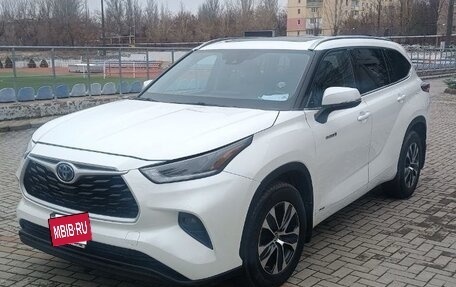 Toyota Highlander, 2020 год, 4 100 000 рублей, 4 фотография