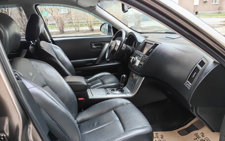Infiniti FX I, 2007 год, 1 180 000 рублей, 11 фотография