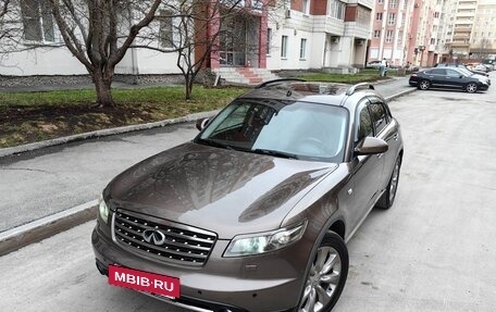 Infiniti FX I, 2007 год, 1 180 000 рублей, 10 фотография