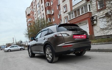 Infiniti FX I, 2007 год, 1 180 000 рублей, 6 фотография