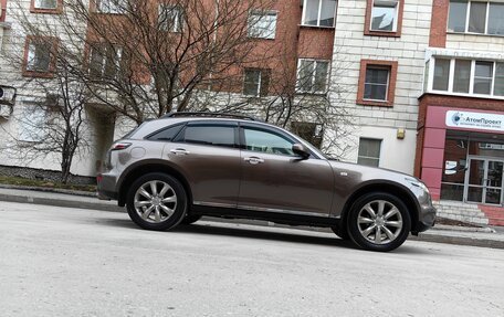 Infiniti FX I, 2007 год, 1 180 000 рублей, 25 фотография