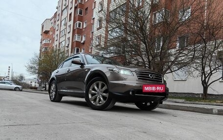 Infiniti FX I, 2007 год, 1 180 000 рублей, 23 фотография