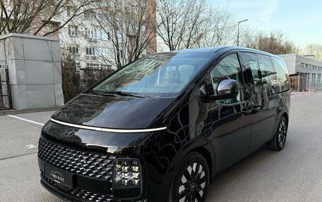 Hyundai Staria, 2024 год, 7 500 000 рублей, 3 фотография