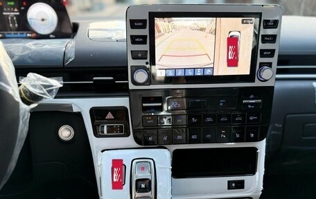 Hyundai Staria, 2024 год, 7 500 000 рублей, 27 фотография
