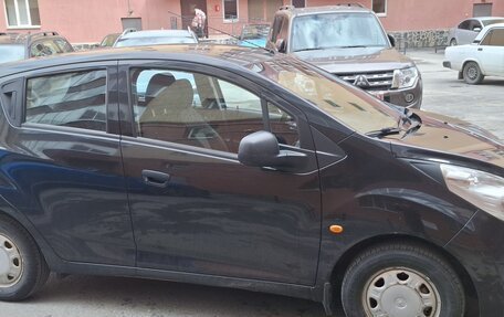 Chevrolet Spark III, 2012 год, 560 000 рублей, 2 фотография