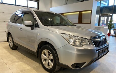Subaru Forester, 2014 год, 1 575 000 рублей, 2 фотография