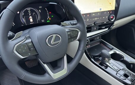 Lexus NX, 2022 год, 4 400 000 рублей, 7 фотография