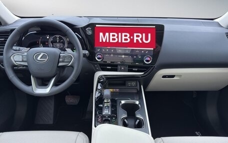 Lexus NX, 2022 год, 4 400 000 рублей, 8 фотография