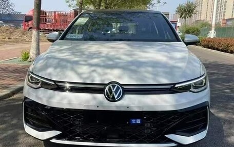Volkswagen Golf VIII, 2025 год, 3 250 000 рублей, 2 фотография