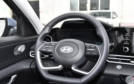 Hyundai Elantra, 2025 год, 2 000 000 рублей, 11 фотография