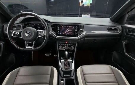 Volkswagen T-Roc I, 2022 год, 1 350 000 рублей, 5 фотография