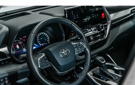 Toyota Highlander, 2025 год, 7 733 480 рублей, 20 фотография