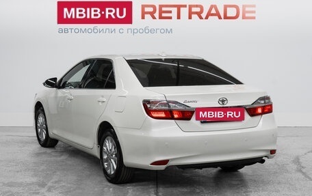 Toyota Camry, 2017 год, 2 207 000 рублей, 8 фотография