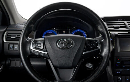 Toyota Camry, 2017 год, 2 207 000 рублей, 19 фотография