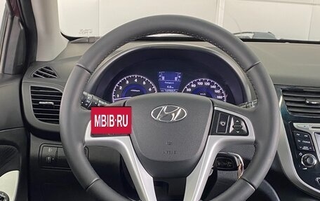 Hyundai Solaris II рестайлинг, 2013 год, 809 000 рублей, 15 фотография