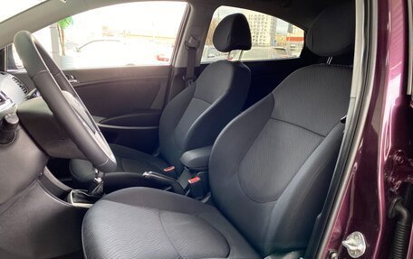 Hyundai Solaris II рестайлинг, 2013 год, 809 000 рублей, 21 фотография